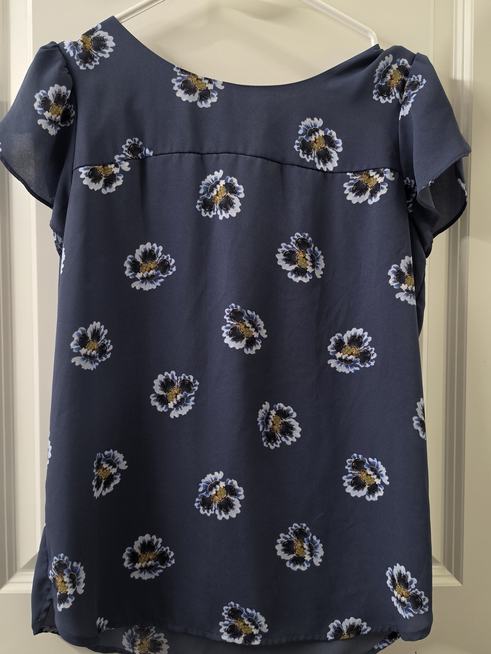 LOFT Navy Floral Short-Sleeve Scoop Neck Blouse